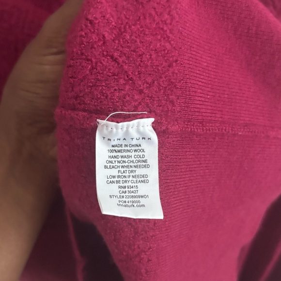 Trina Turk 100% Wool Sweater Womens Large Puff Sleeve V- Neck Pullover Boho Chic - Picture 5 of 5